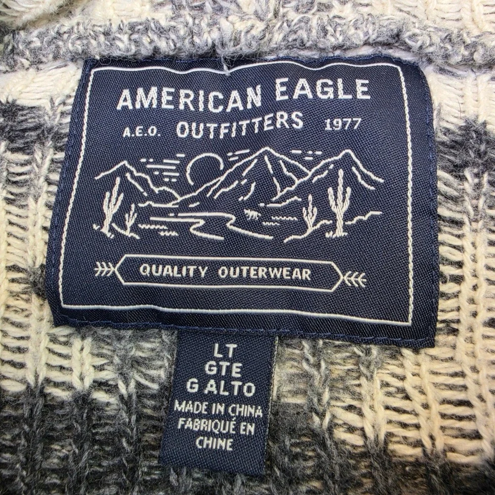 American Eagle Mens LT Southwestern Geometric Hooded Henley Sweater Grey White